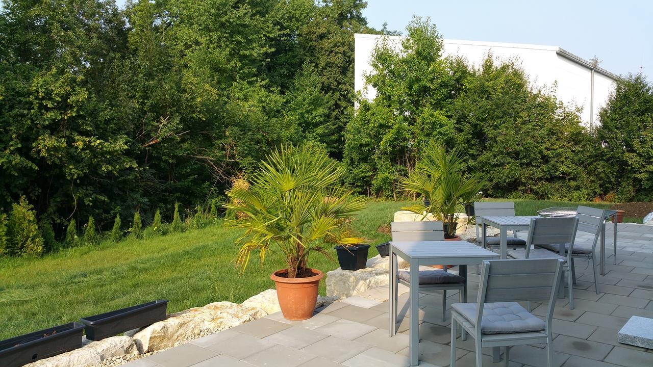 Hotel Apartment Am Arbach Eningen unter Achalm Esterno foto